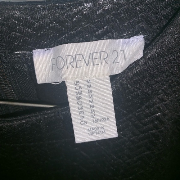 Cropped Chevron Shirt - Picture 3 of 5